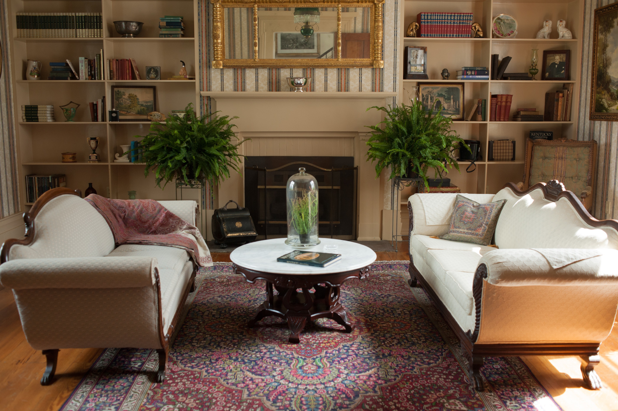 Sitting area in Parlor